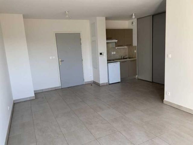 Location Appartement Avenue Albert Einstein, Montpellier