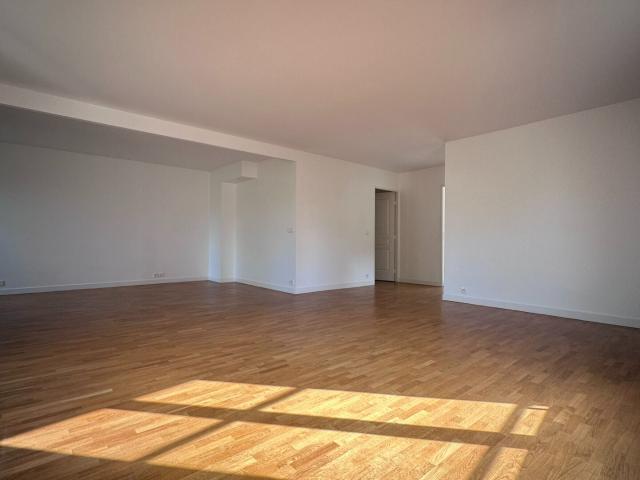 Location Appartement Avenue Albert 1er, Rueil Malmaison