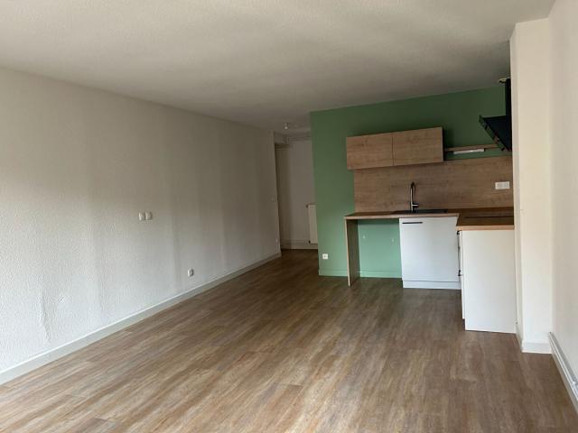 Location Appartement Avenue Aristide Briand, Aurillac
