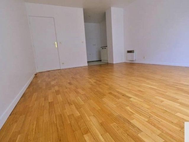 Location Appartement Avenue Aristide Briand, Les Pavillons sous Bois