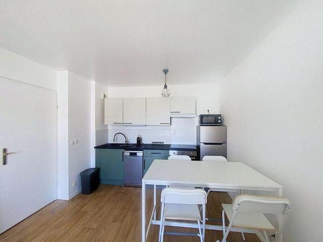 Location Appartement Avenue Aristide Briand, Stains