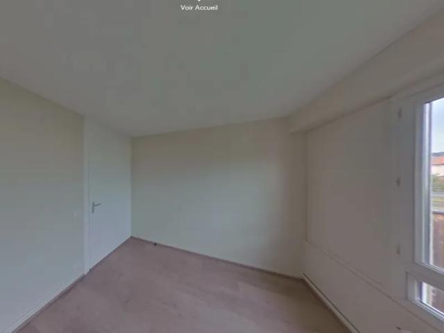 Location Appartement Avenue Gambetta, Neuville sur Saône