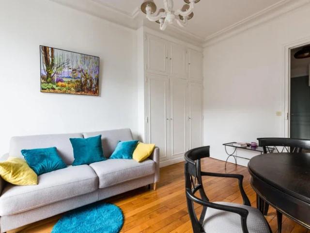 Location Appartement Avenue Gambetta, Paris