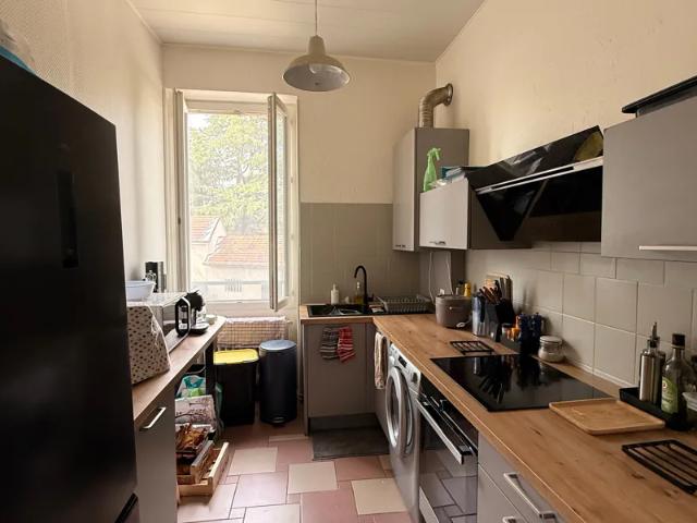 Location Appartement Avenue Gambetta, Romans sur Isère