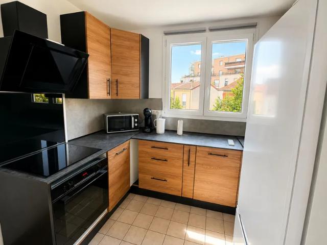 Location Appartement Avenue Gaston Chauvin, Aulnay sous Bois