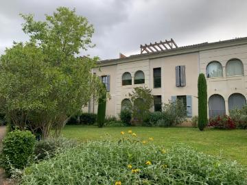 Location Appartement Avenue Georges Chauvin, Uzès