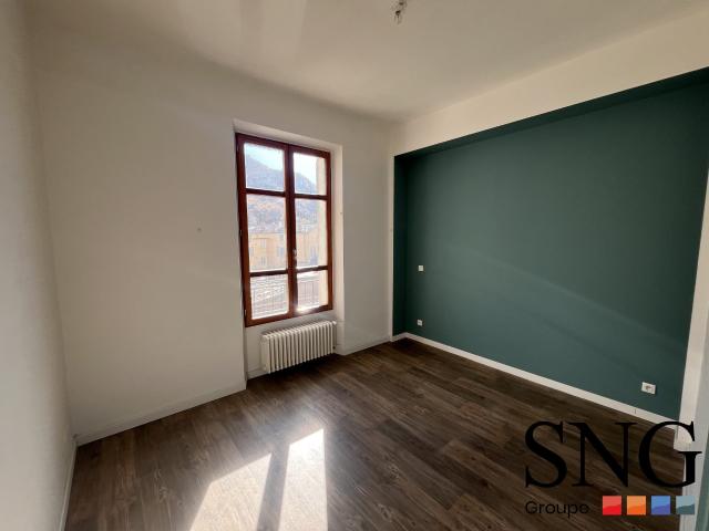 Location Appartement Avenue Georges Clemenceau, Digne les Bains