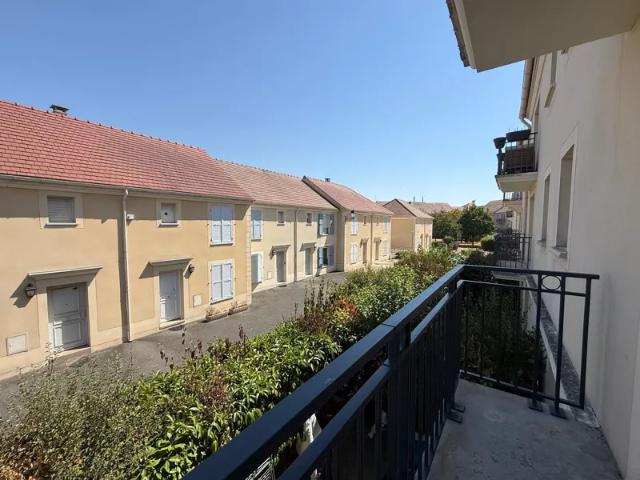 Location Appartement Avenue Georges Clemenceau, Vaux le Pénil