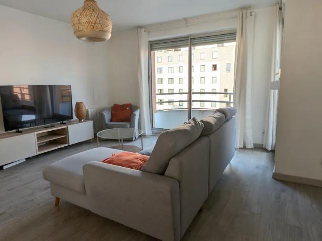 Location Appartement Avenue Georges Pompidou, Lyon