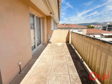 Location Appartement Avenue Yithzak Rabin, La Seyne sur Mer