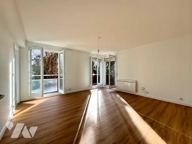Location Appartement Avenue Gustave Delory, Roubaix
