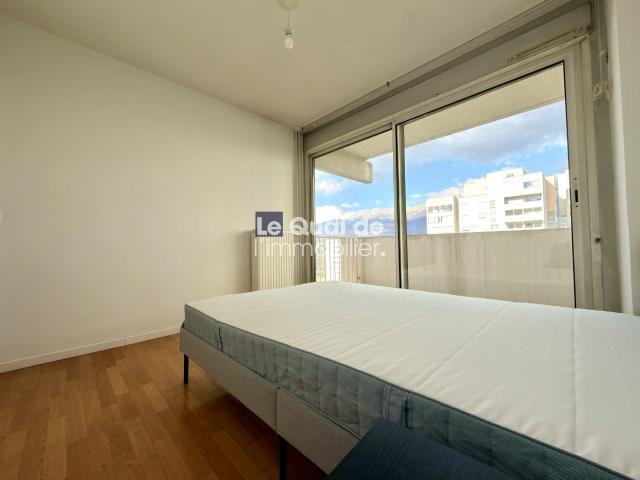 Location Appartement Galerie des Baladins, Grenoble