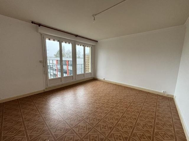 Location Appartement Avenue de Guyenne, Rennes