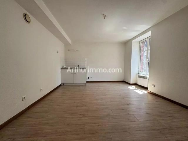 Location Appartement Avenue de Dole, Champvans