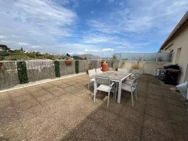 Location Appartement Avenue de Fabron, Nice
