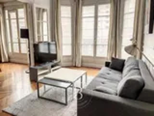 Location Appartement Avenue de Flandre, Paris