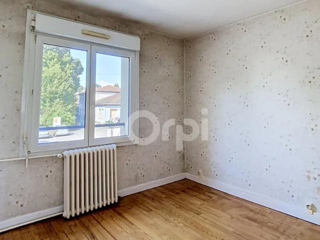 Location Appartement Avenue de Herringen, Neufchâteau