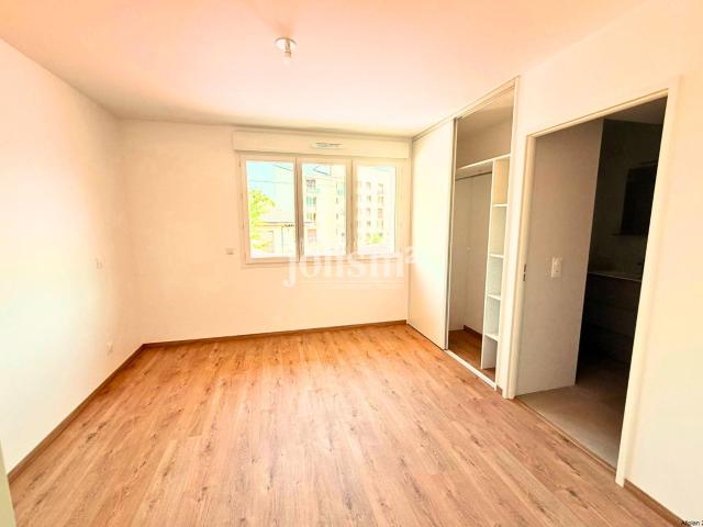 Location Appartement Avenue de l'Obiou, La Tronche