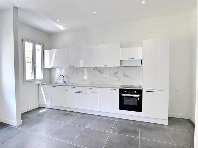 Location Appartement Avenue de la Corse, Marseille