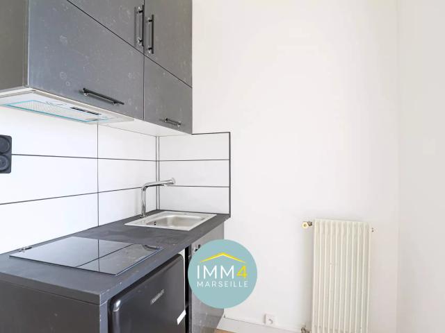 Location Appartement Avenue de la Cadenelle, Marseille