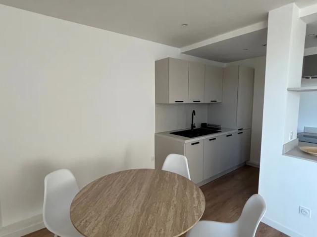 Location Appartement Avenue de la Gare, Gex