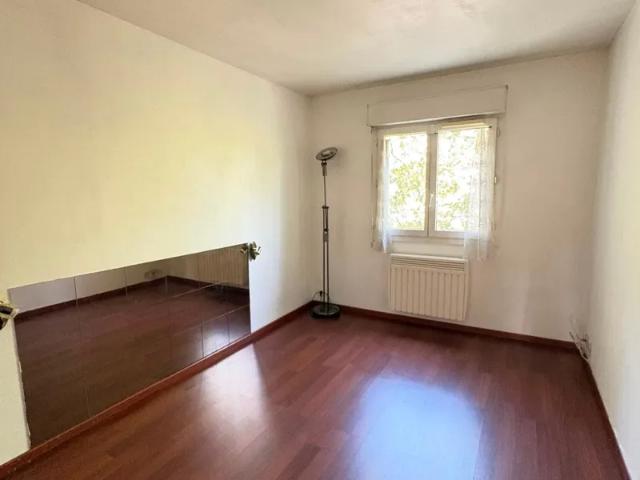 Location Appartement Avenue de la Division Leclerc, Le Bourget