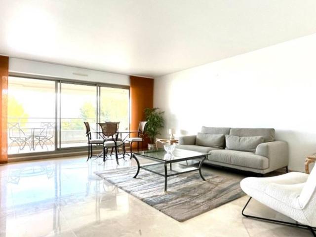 Location Appartement Avenue de la Lanterne, Nice