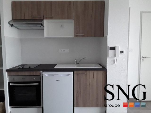 Location Appartement Avenue de la Salanque, Bompas