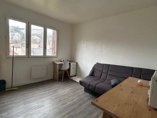 Location Appartement Avenue de la République, Aurillac
