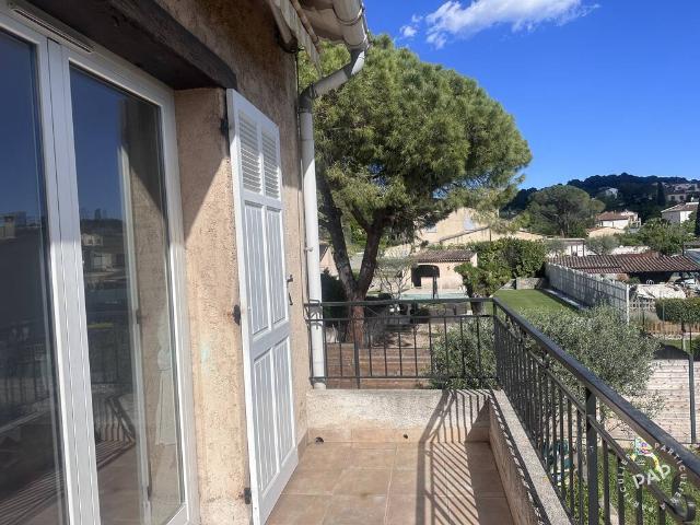Location Appartement Avenue de la République, La Roquette sur Siagne