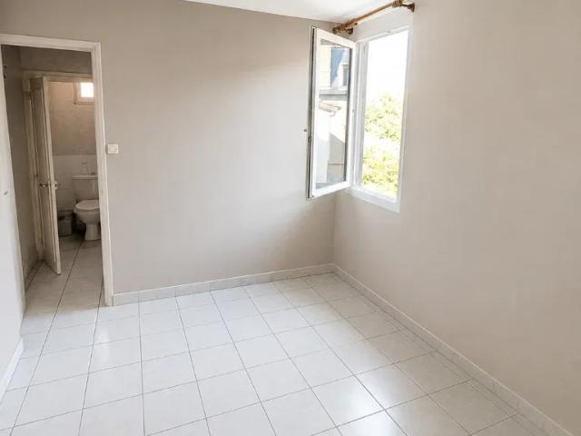 Location Appartement Avenue de la République, Millau