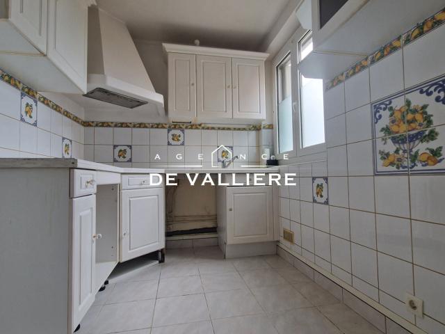 Location Appartement Avenue de la République, Nanterre