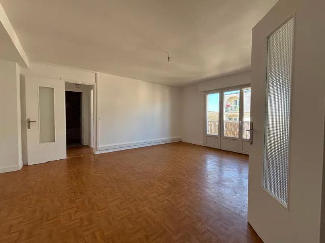 Location Appartement Avenue de la République, Pontault Combault