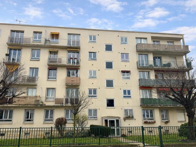 Location Appartement Avenue de la République, Rueil Malmaison