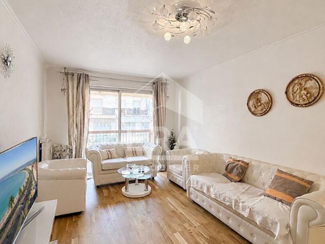 Location Appartement Avenue de la Résistance, Vence