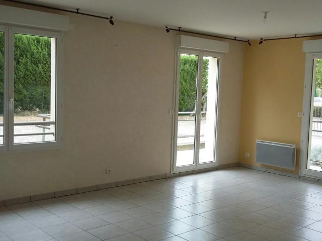 Location Appartement Avenue de l'Europe, Saint Georges sur Baulche