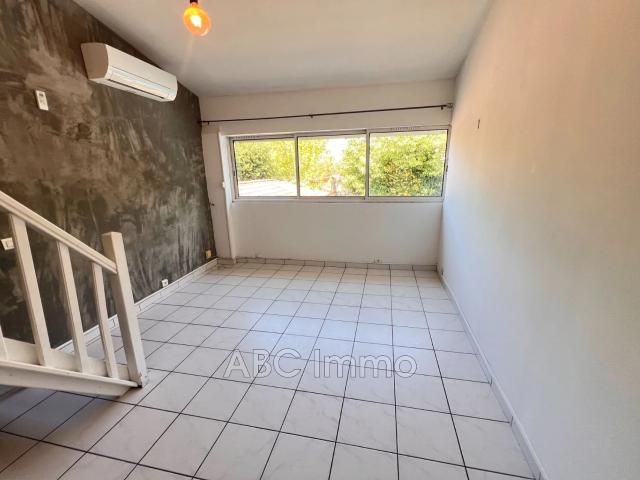 Location Appartement Avenue de Montolivet, Marseille