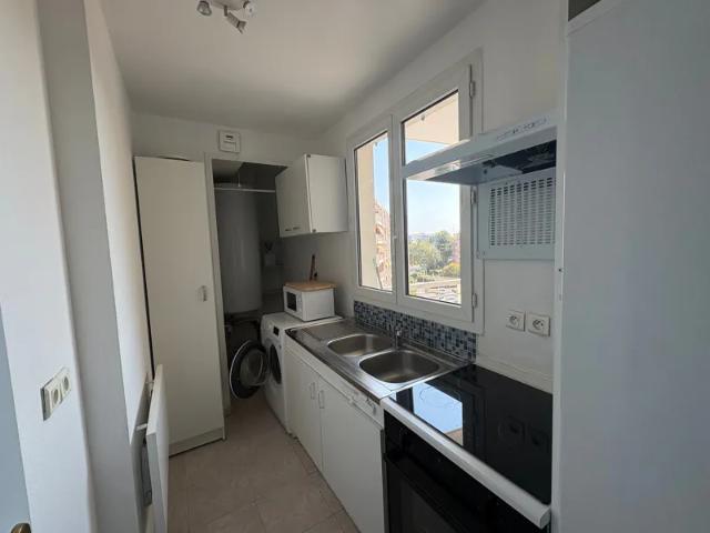 Location Appartement Avenue de Nice, Cagnes sur Mer
