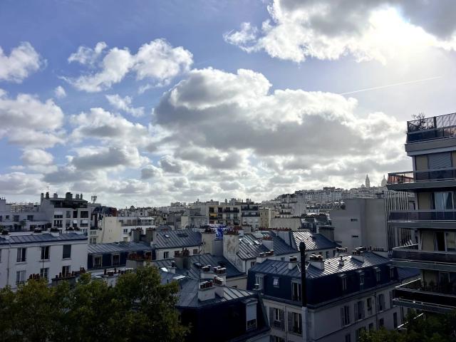 Location Appartement Avenue de Saint Ouen, Paris