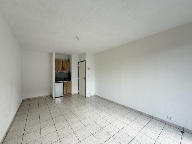 Location Appartement Avenue de Saint Pierre, Rodez