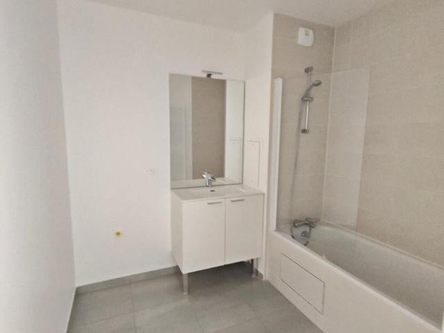 Location Appartement Avenue de Stalingrad, Asnières sur Seine