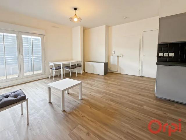 Location Appartement Avenue de Stalingrad, Stains
