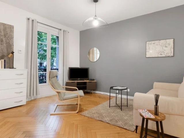 Location Appartement Avenue de Suffren, Paris