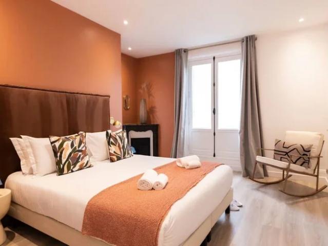 Location House Avenue de Wagram, Paris