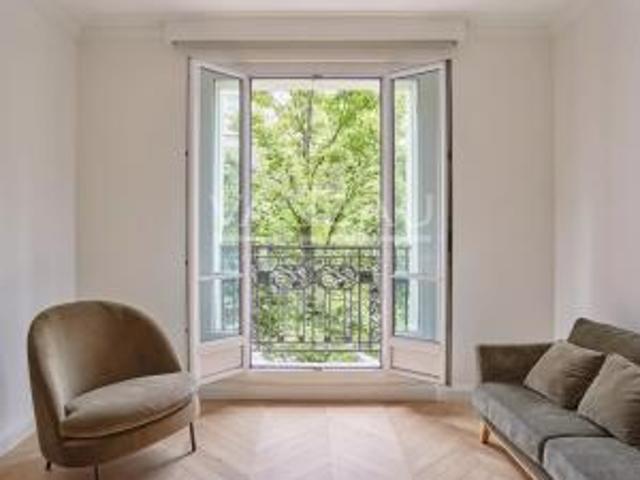 Location Appartement Avenue de Versailles, Paris