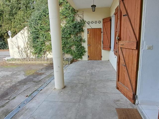 Location Appartement Avenue de Violesi, Bouc Bel Air