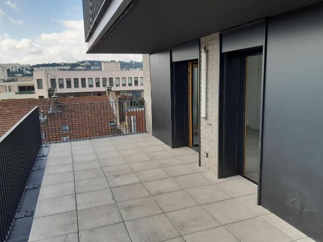 Location Appartement Avenue Debourg, Lyon