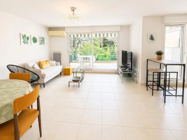 Location Appartement Avenue des Magnolias, Nice
