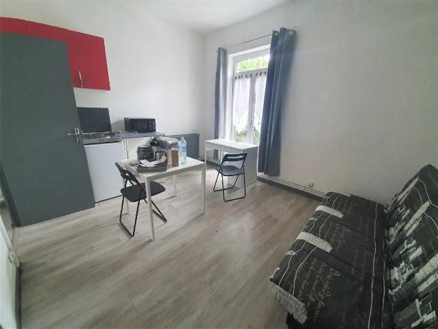 Location Appartement Avenue des Martyrs, Lille