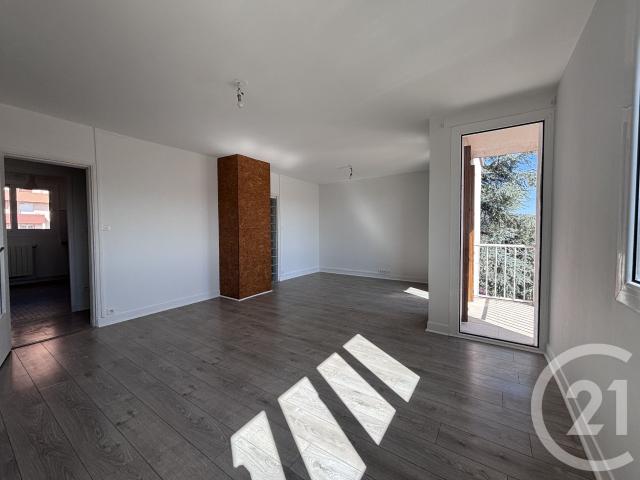 Location Appartement Avenue des Mazades, Toulouse